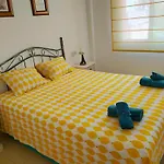 Cascada De Marinas-planta Baja Con Bbk En Appartamento